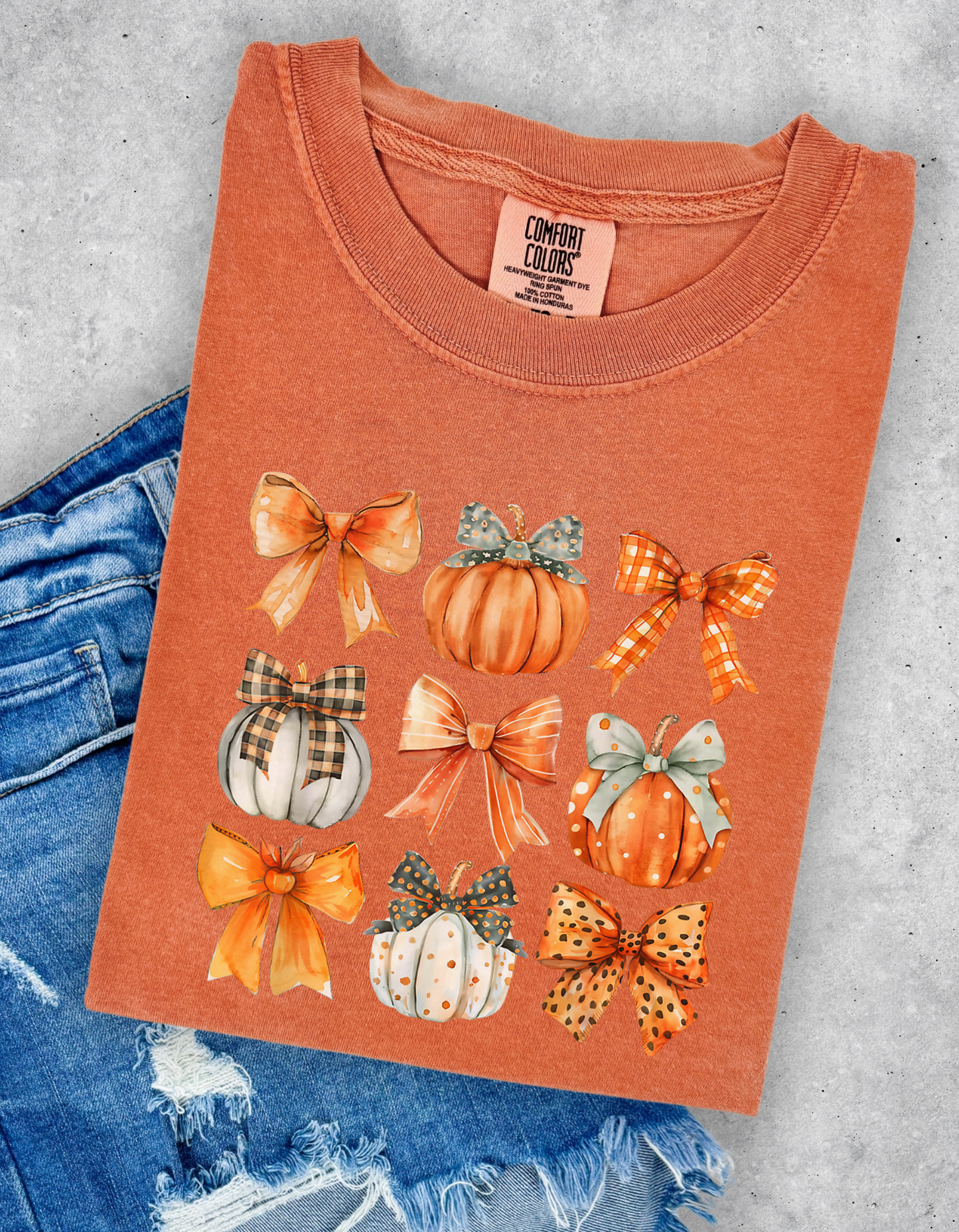 Pumpkin and bows tshirt