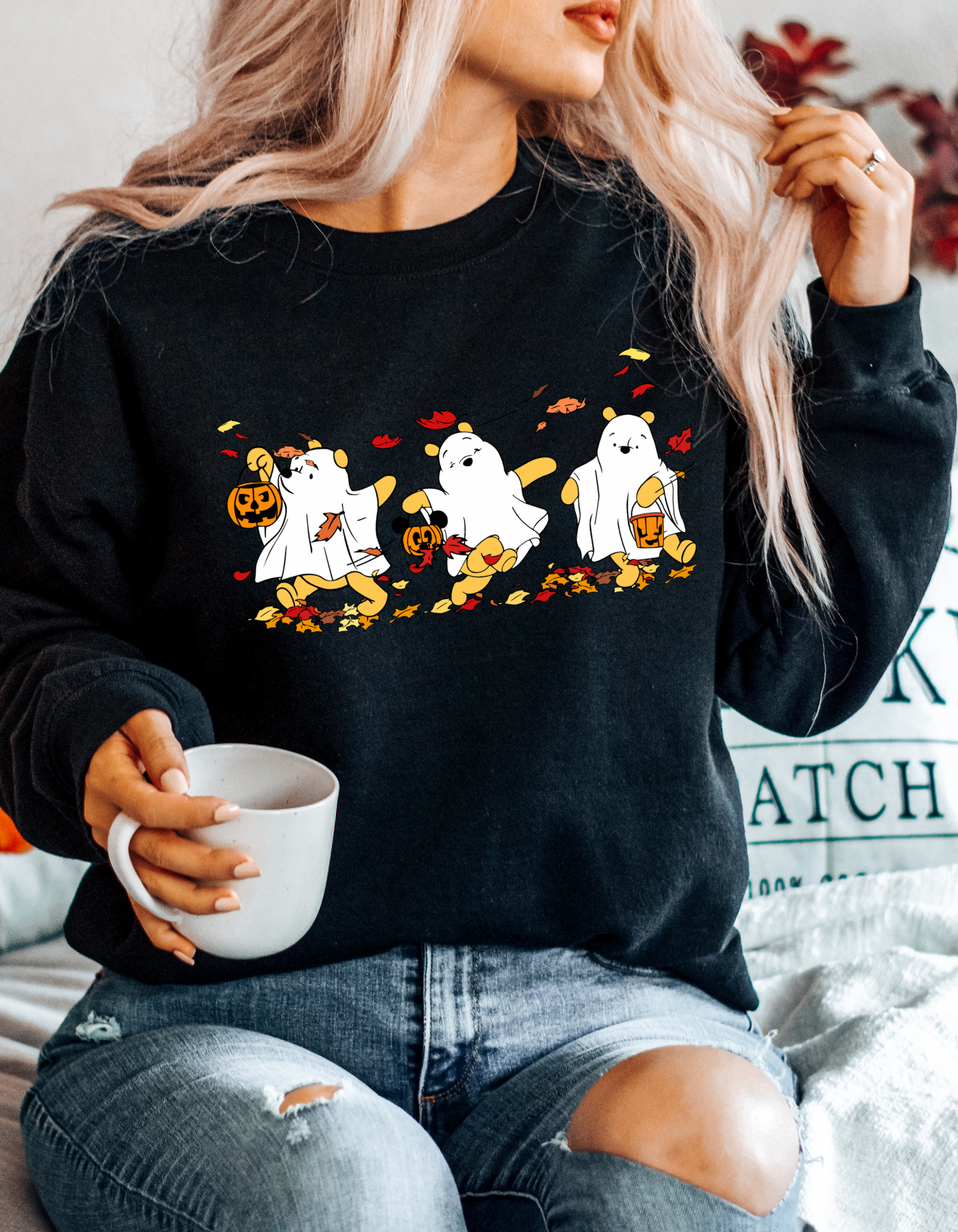 Vintage Halloween Pooh crewneck sweater