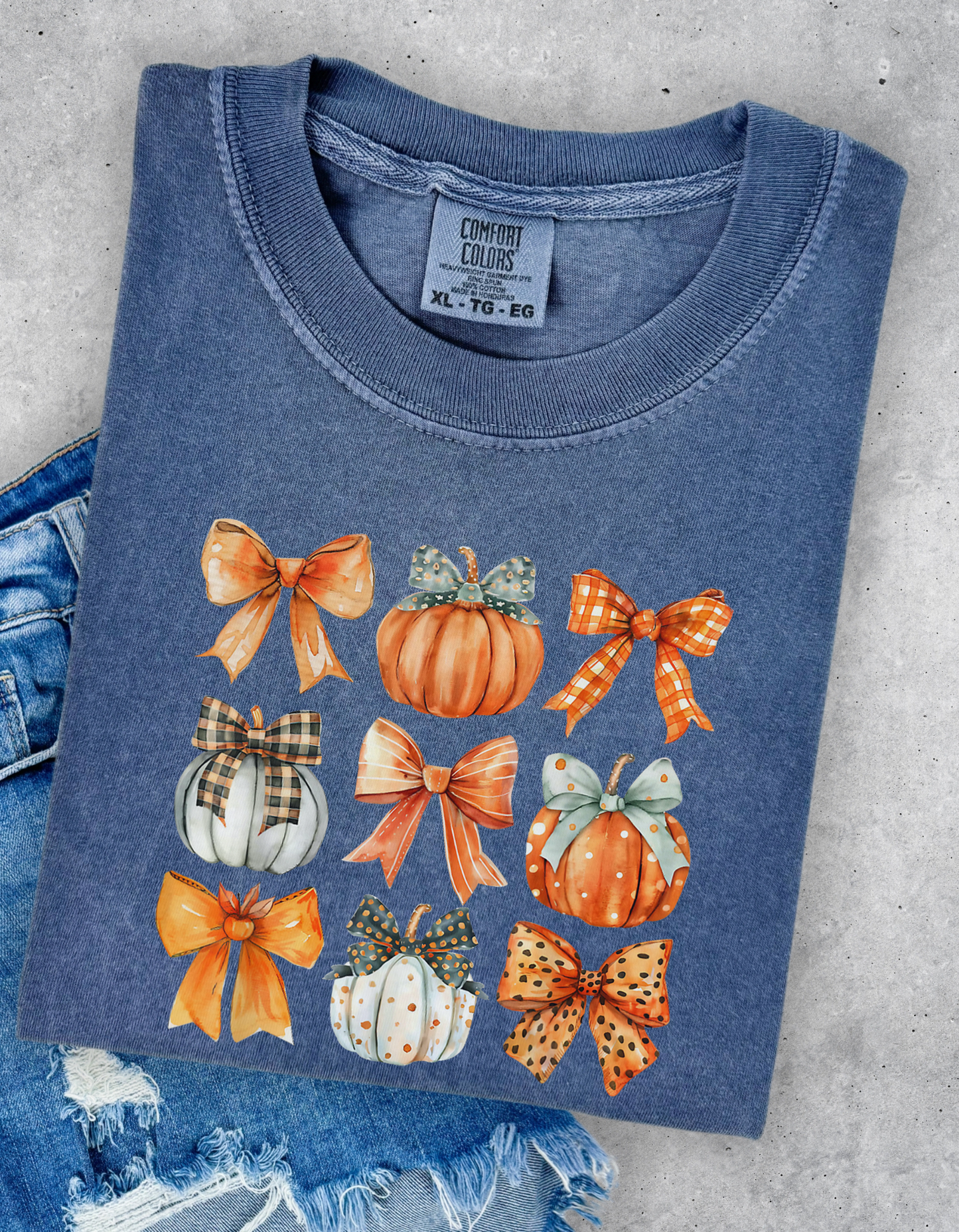 Pumpkin and bows tshirt