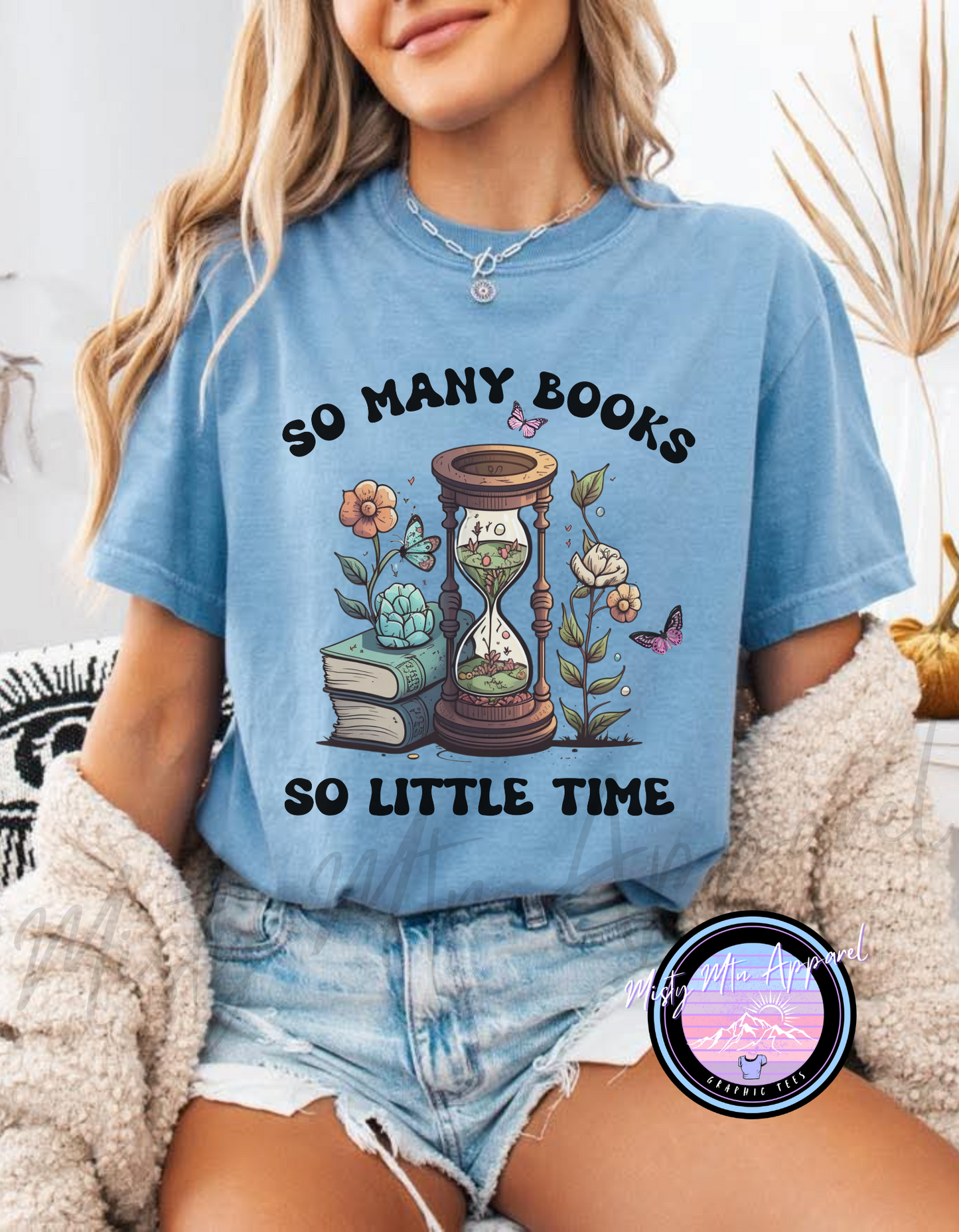 So many books Graphic Tee