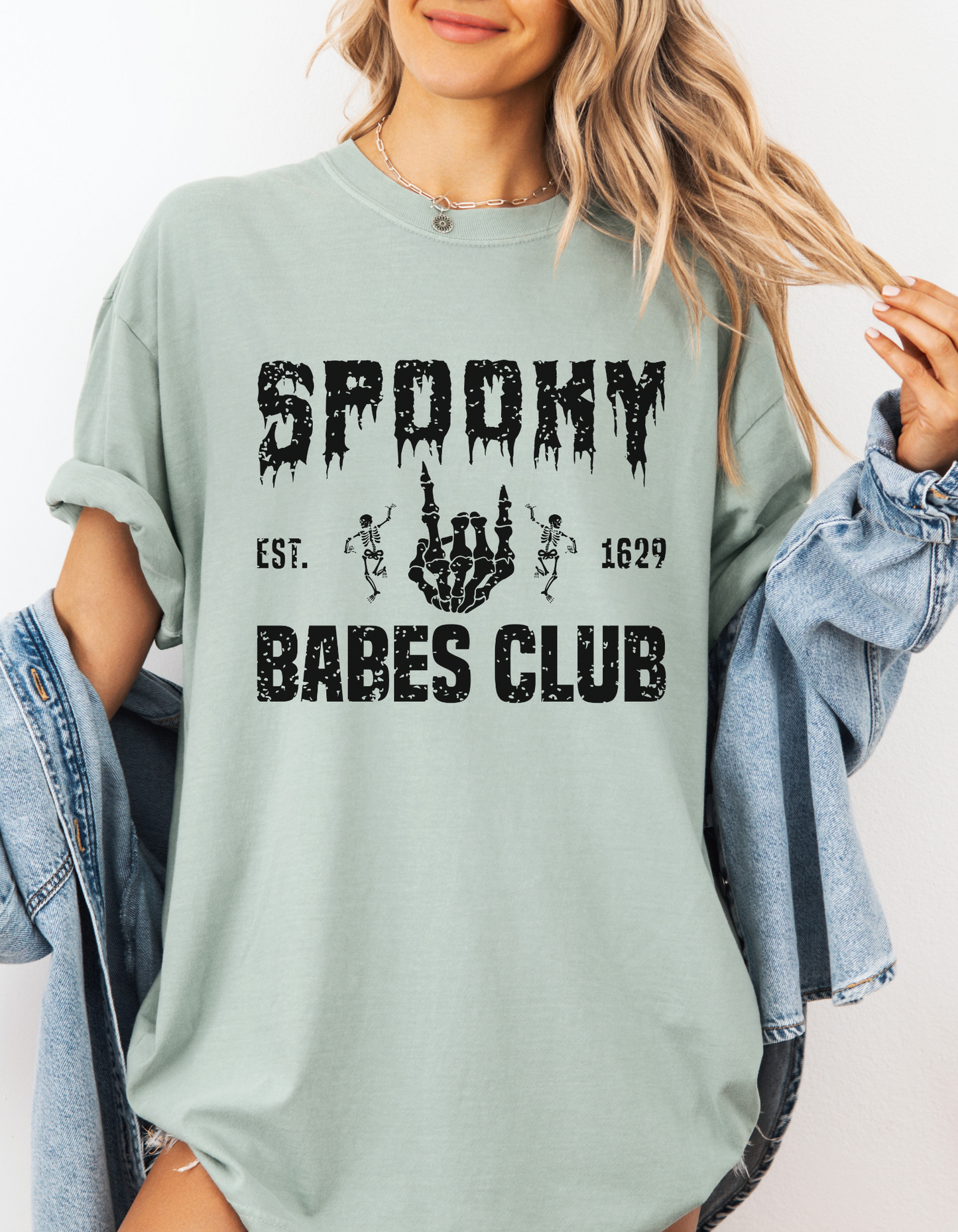 Spooky babes club tee
