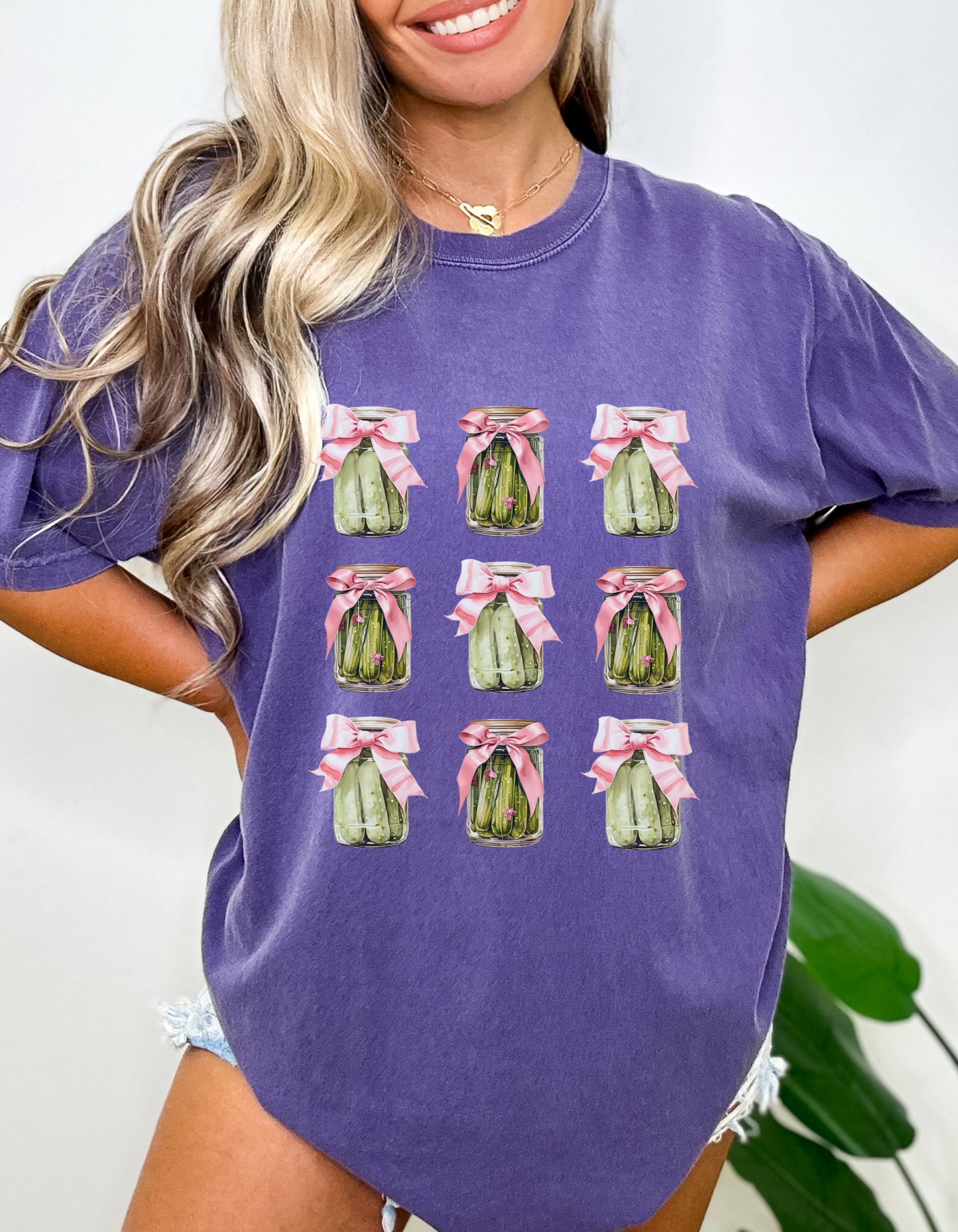 Pickle coquette Graphic Tshirt