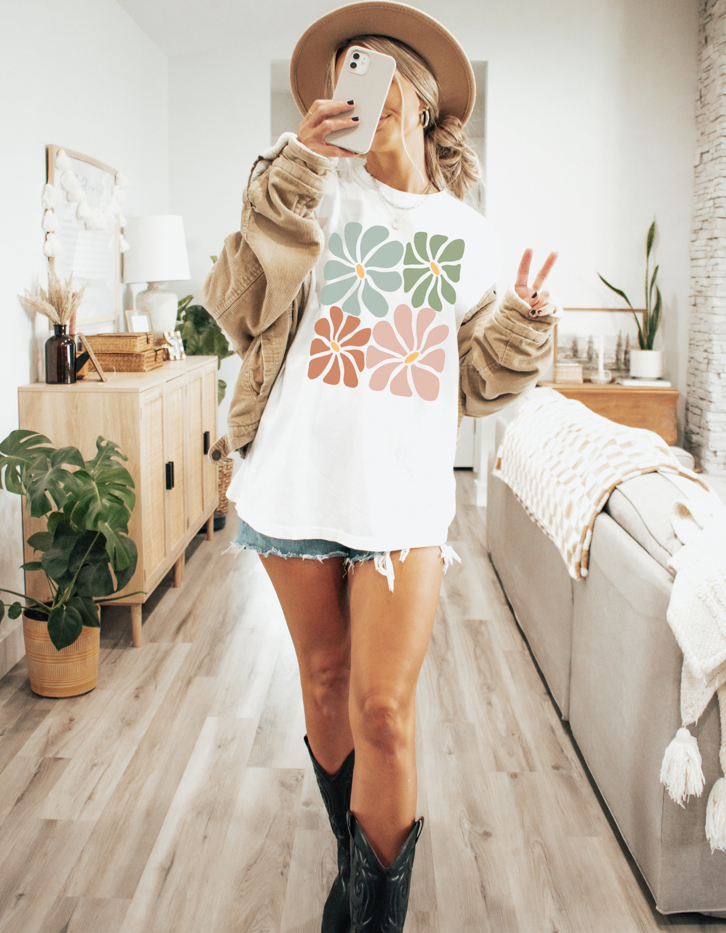 Daisy collage tee