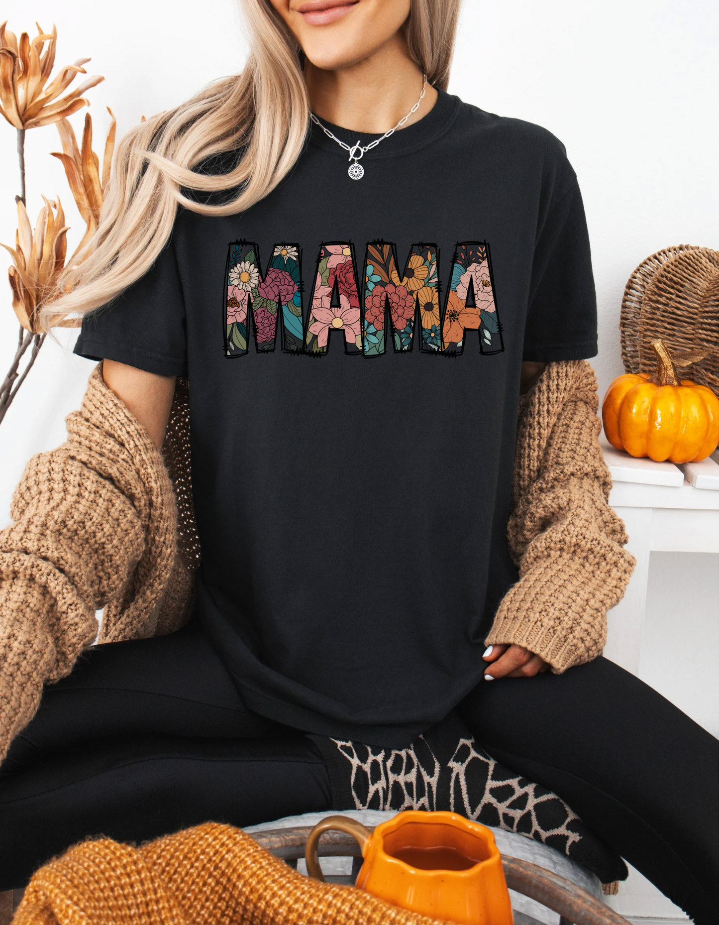 Floral mama tee