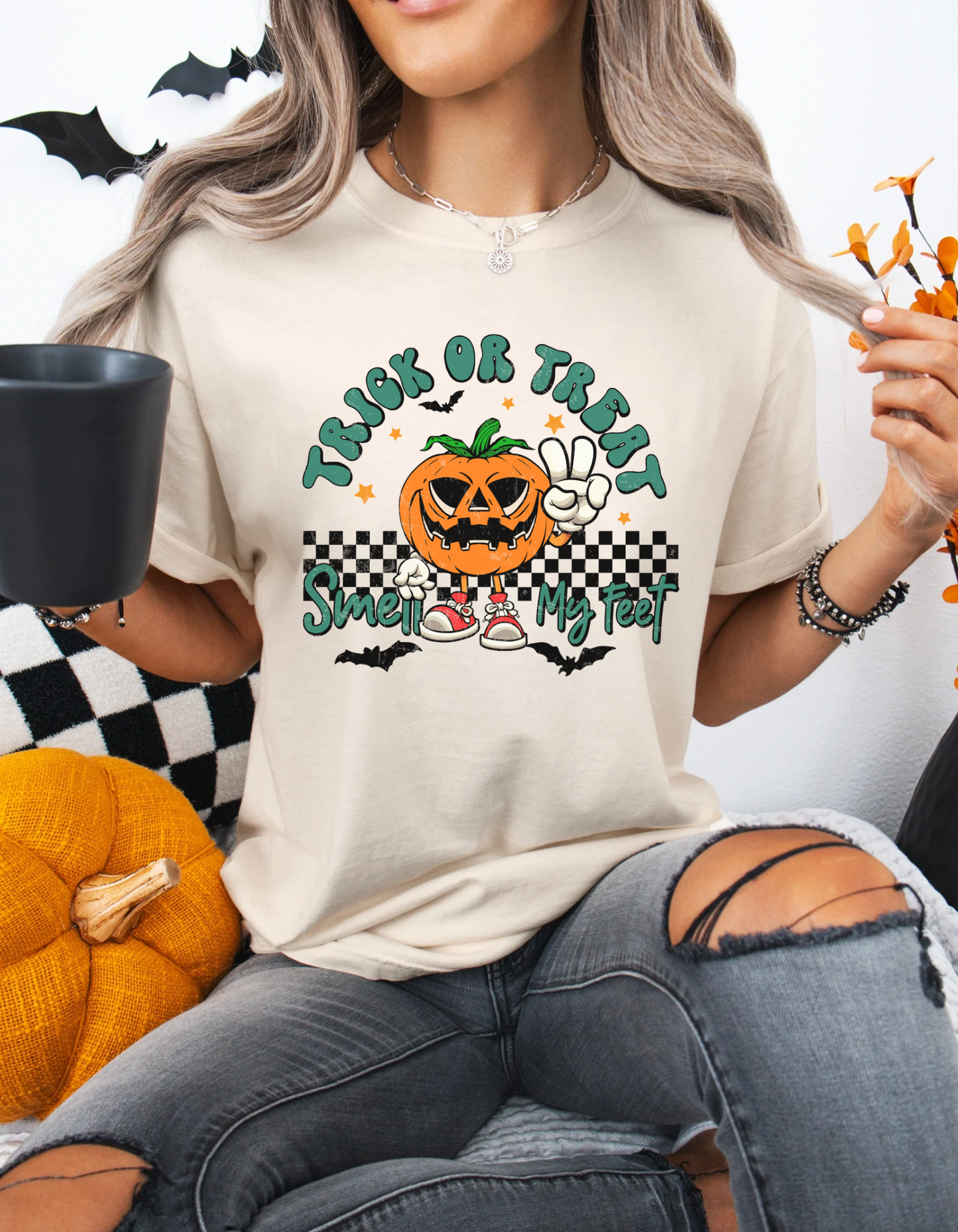 Vintage retro Trick or treat tshirt