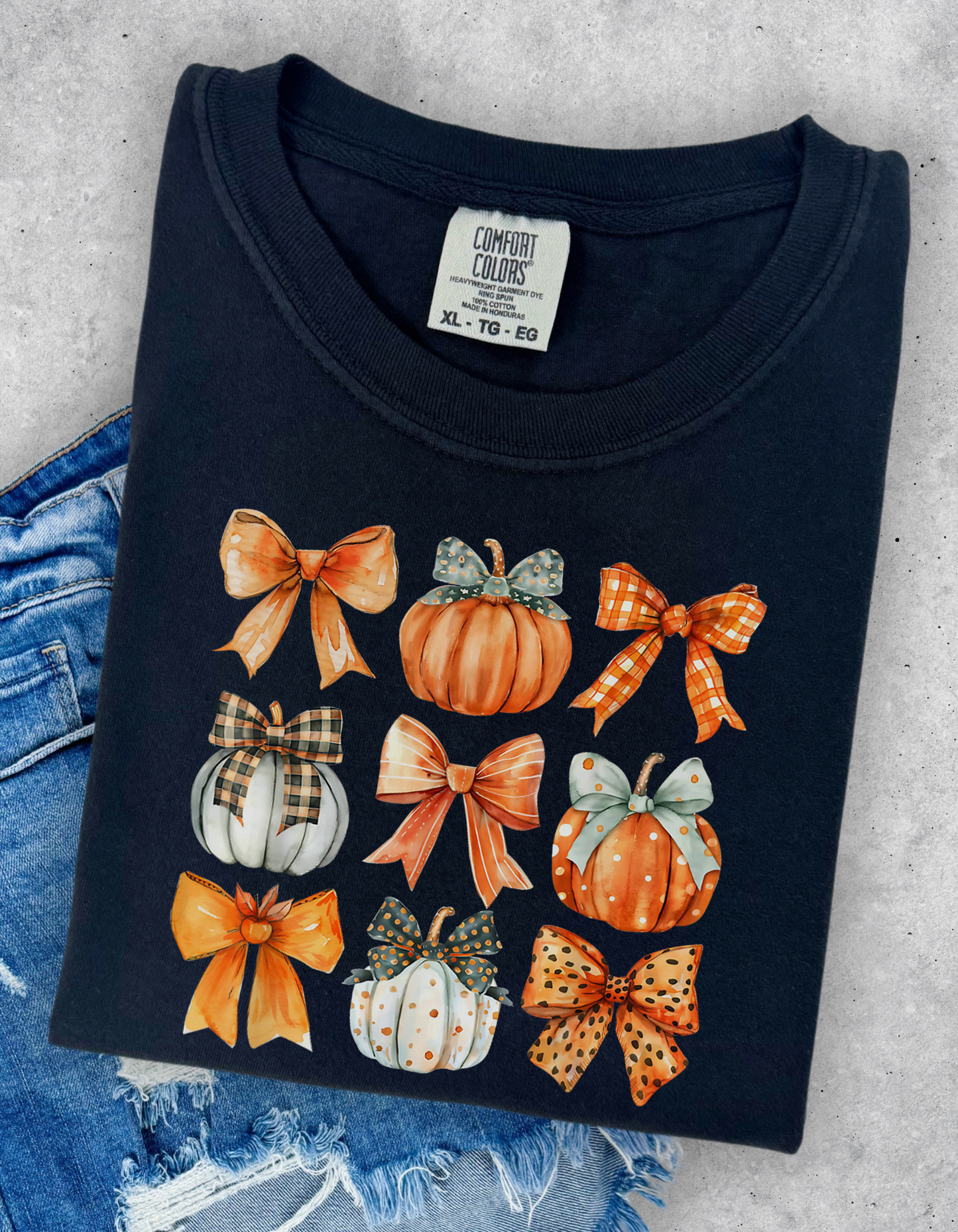Pumpkin and bows tshirt