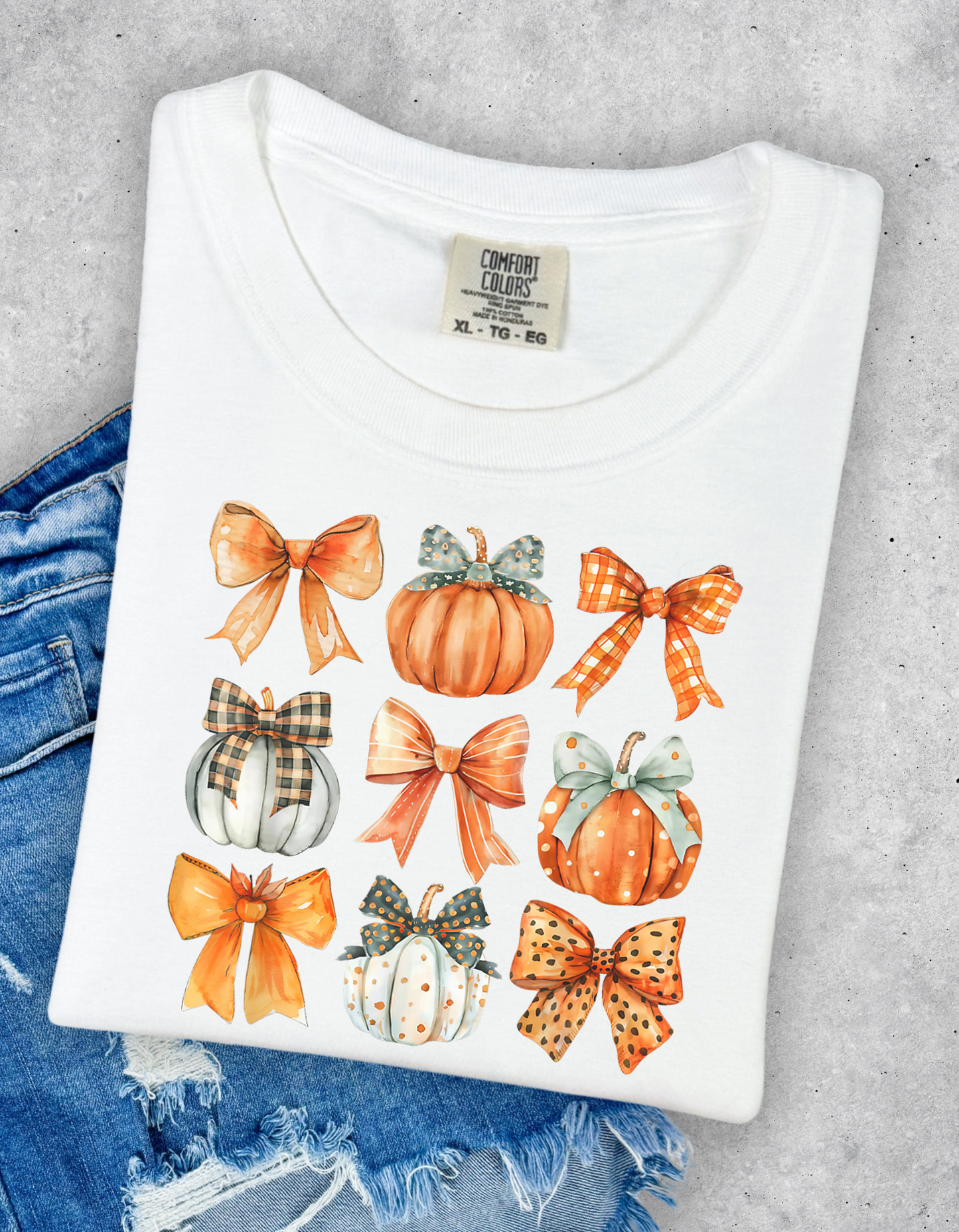 Pumpkin and bows tshirt