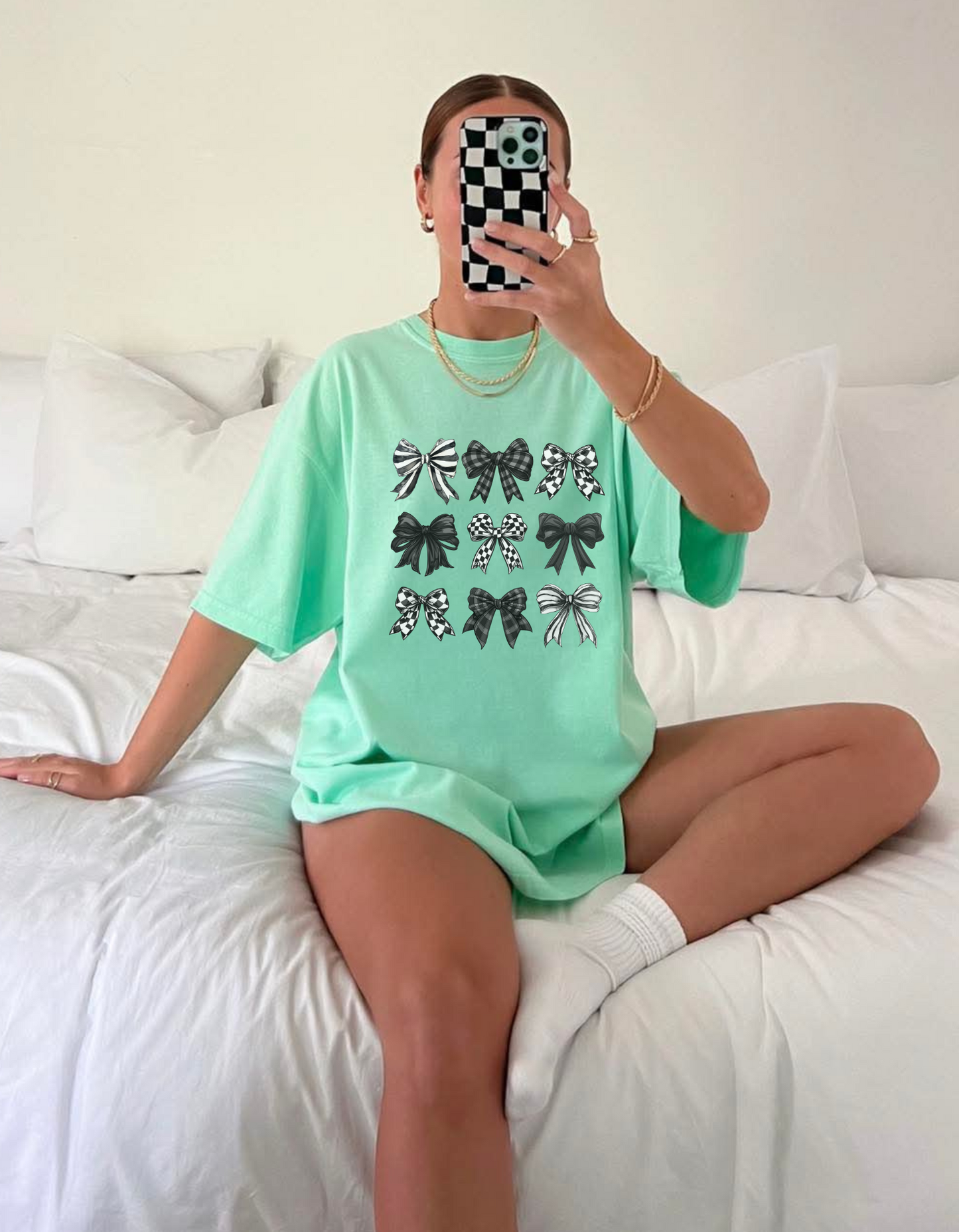 Black coquettes Graphic Tshirt