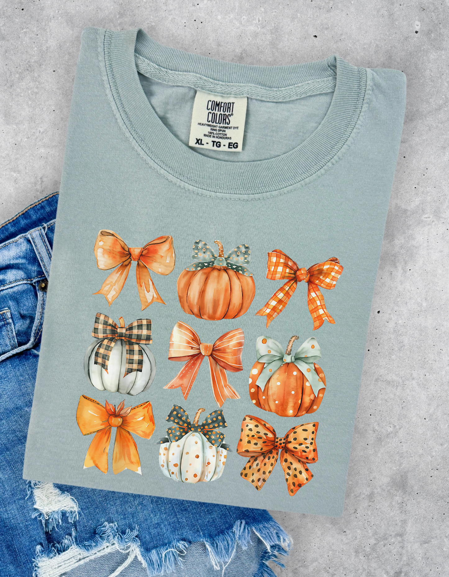Pumpkin and bows tshirt