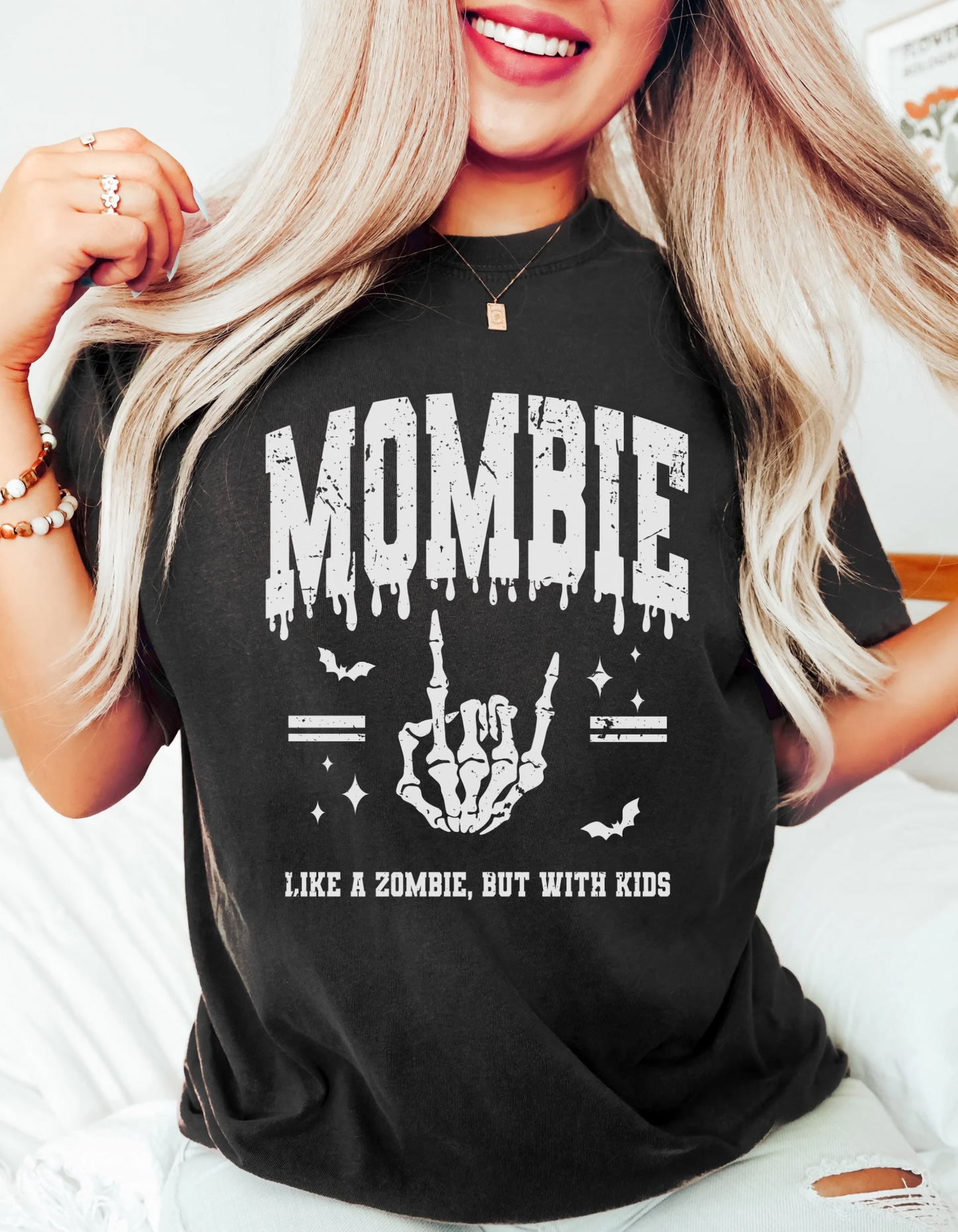 Mombie tee