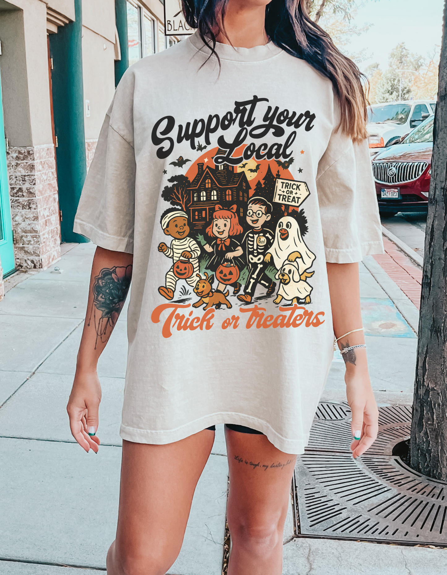 Support trick or treaters graphic tee