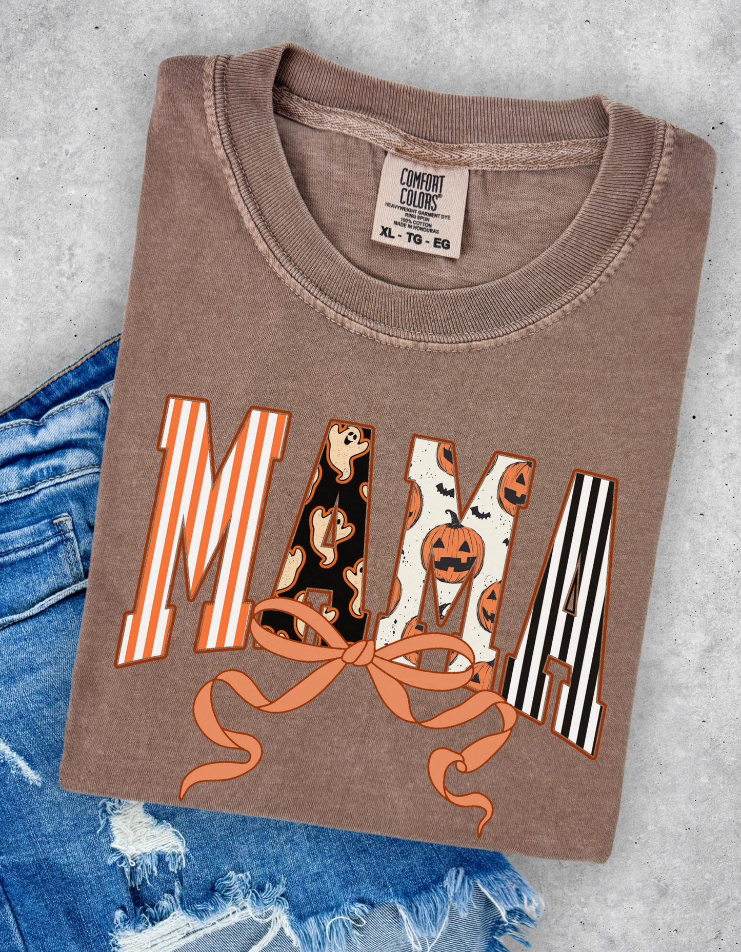 Spooky mama coquette graphic tee