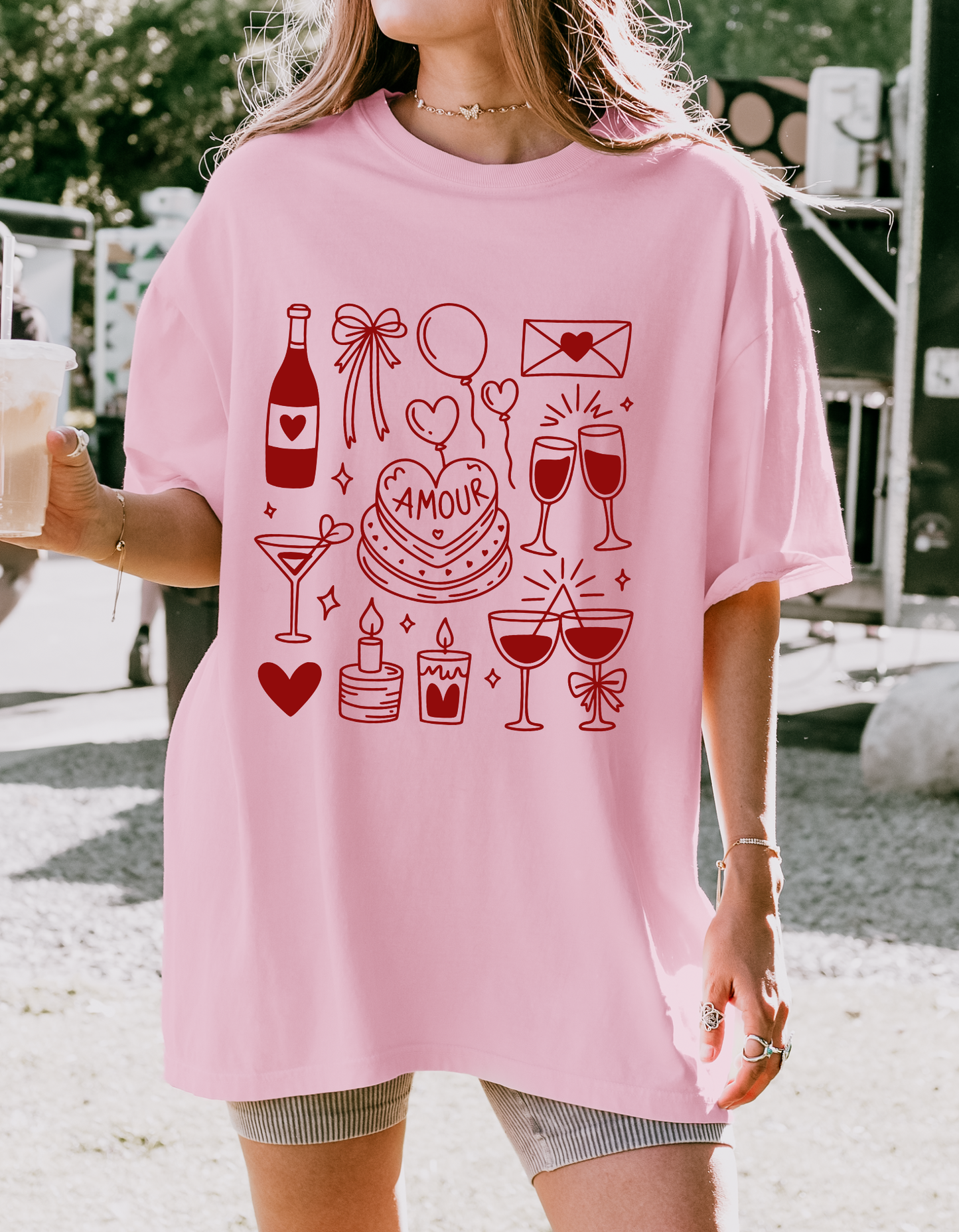 Amor Graphic Tshirt