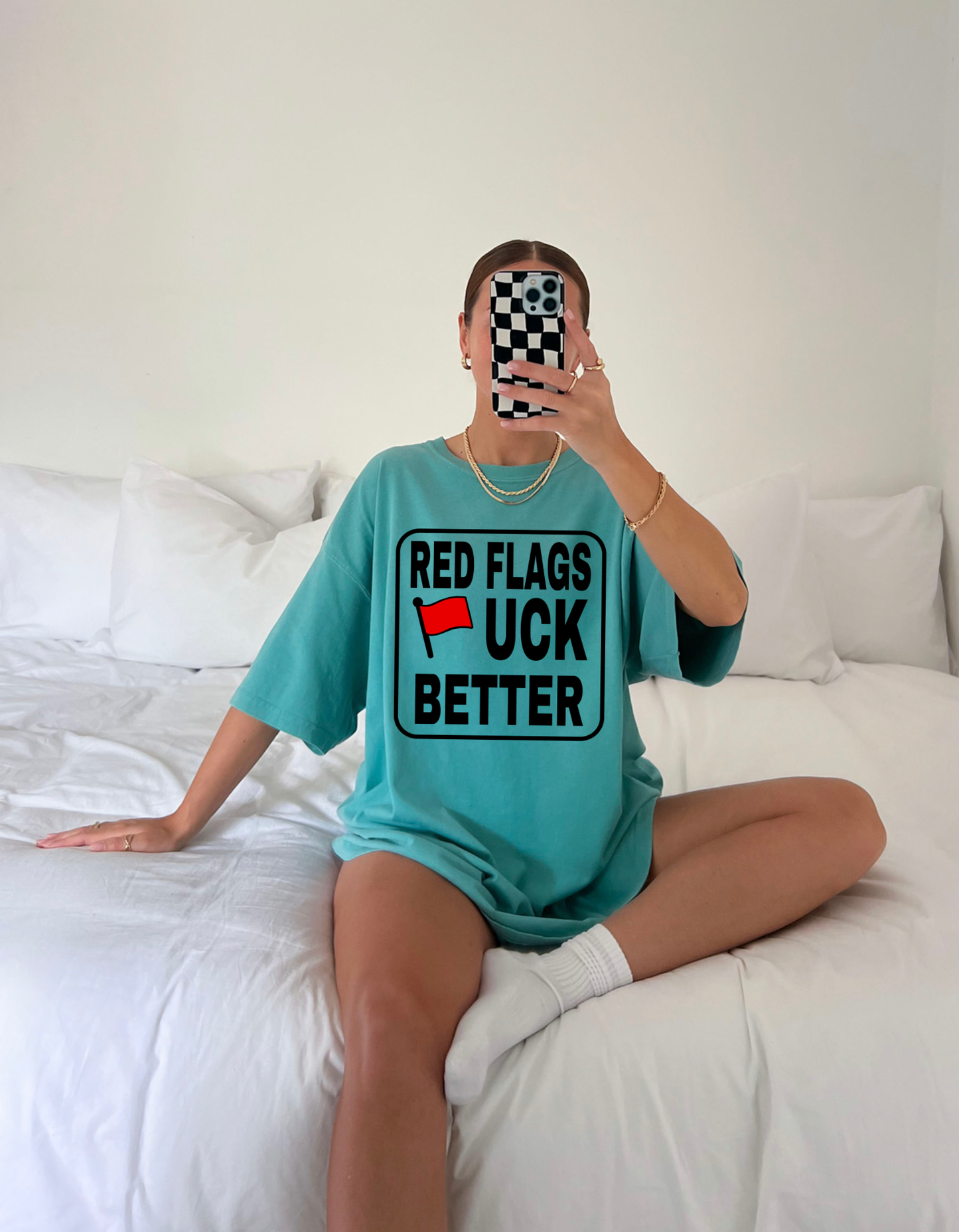 Red flags Graphic tee