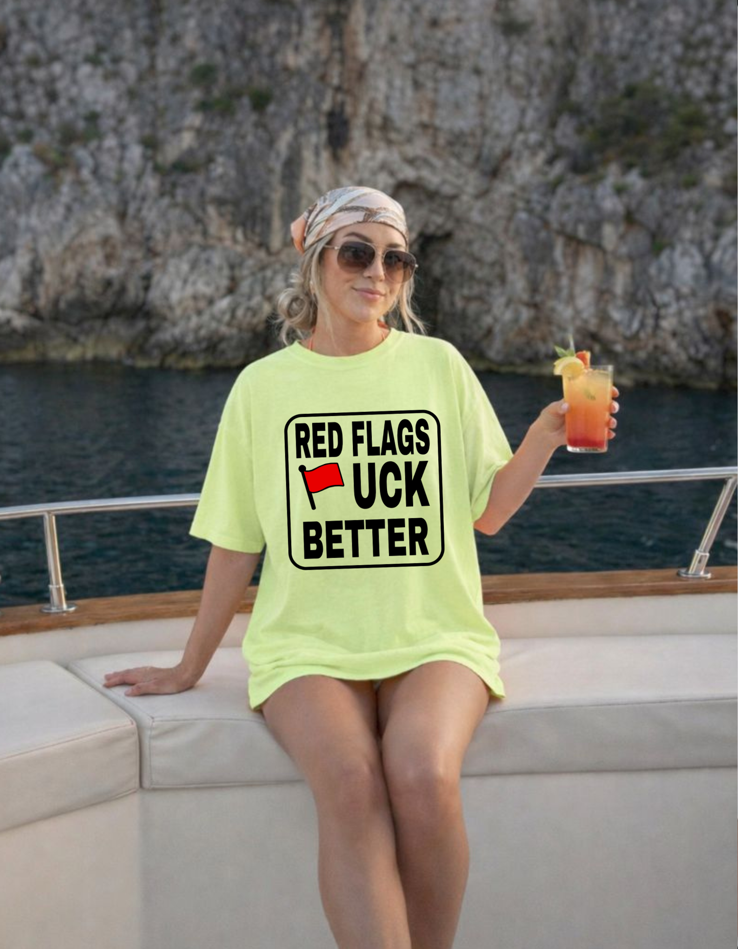 Red flags Graphic tee