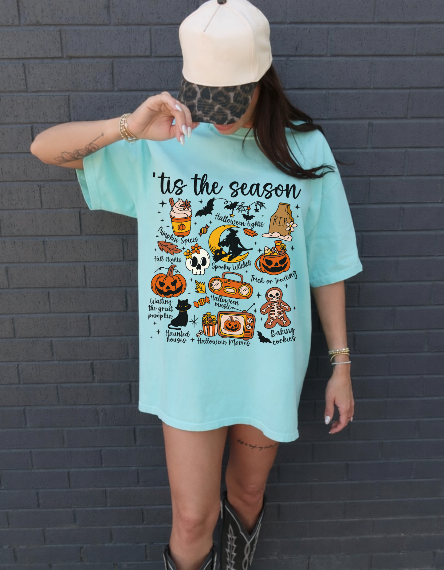 Tis the season Halloween Tee