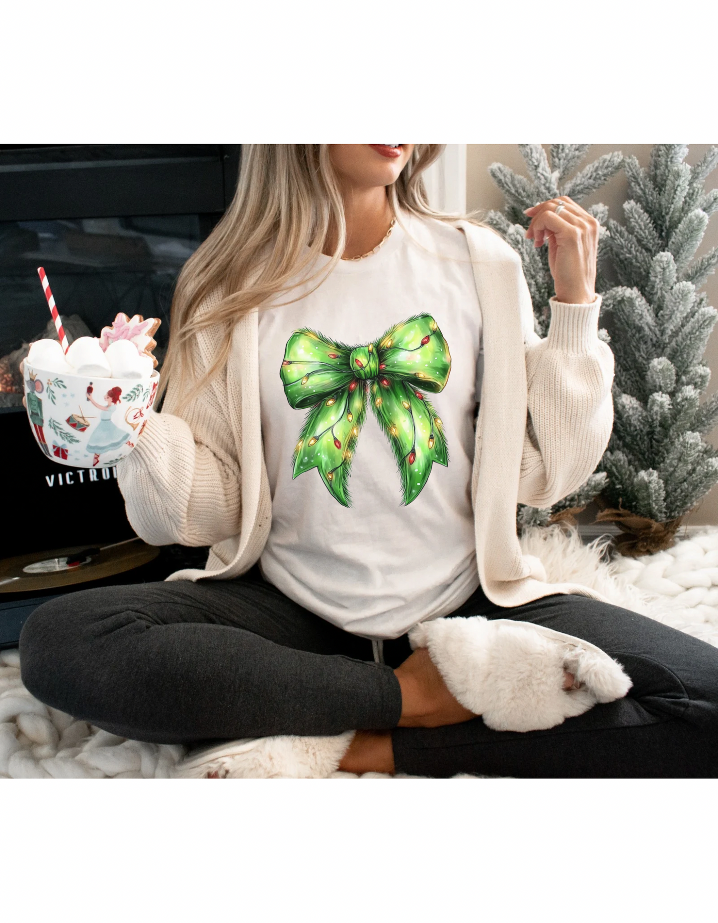 Grinch lights coquette tshirt