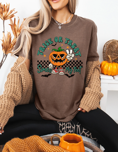 Vintage retro Trick or treat tshirt