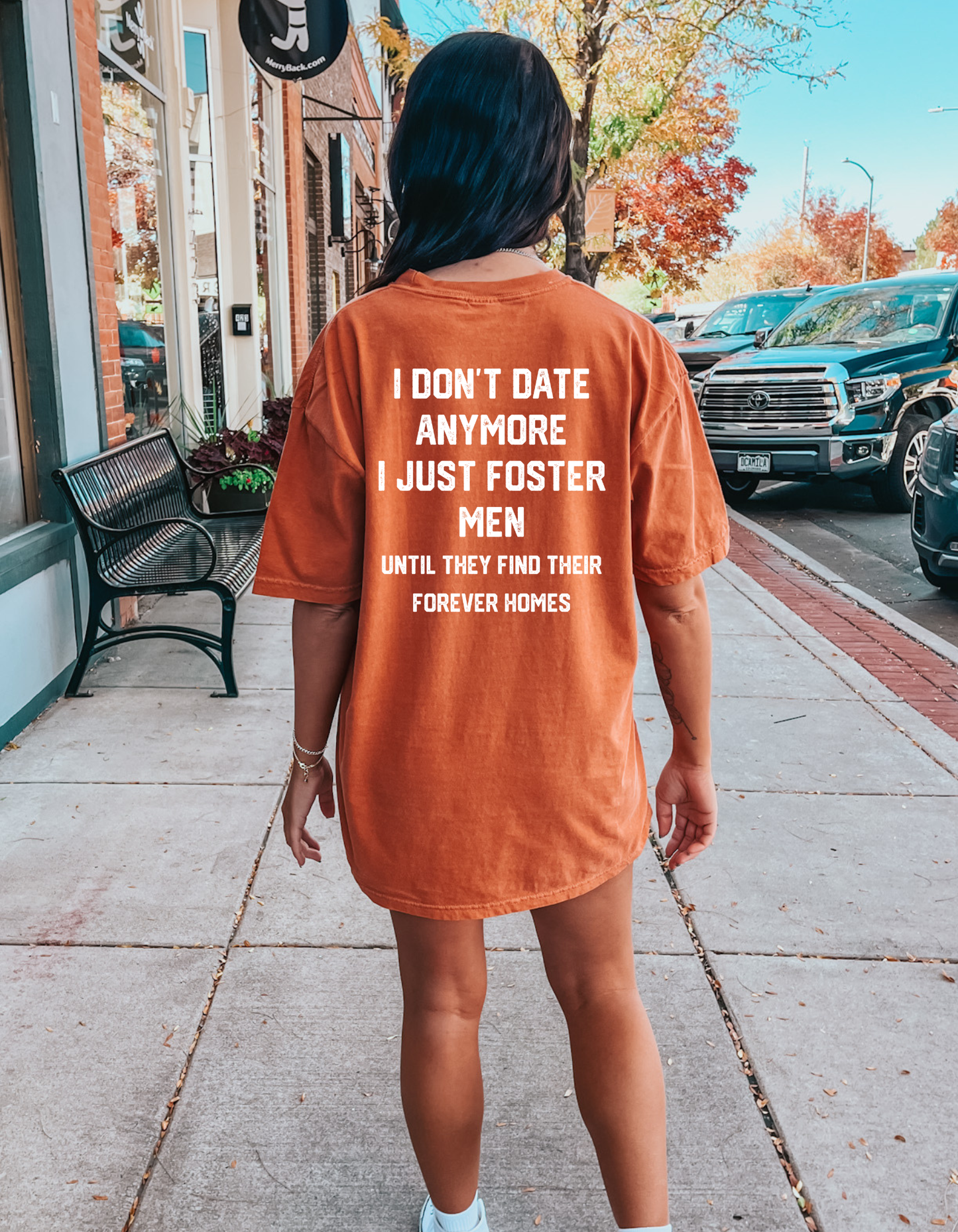 Heartbreak shelter graphic tee