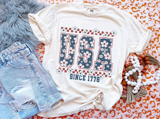 Vintage Floral USA Graphic Tshirt