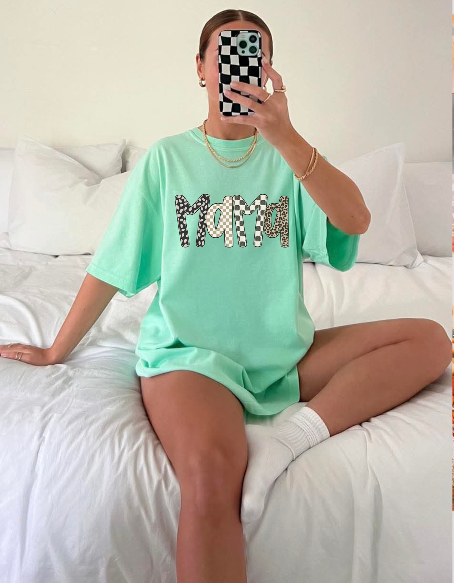 Mama leopard Graphic Tee