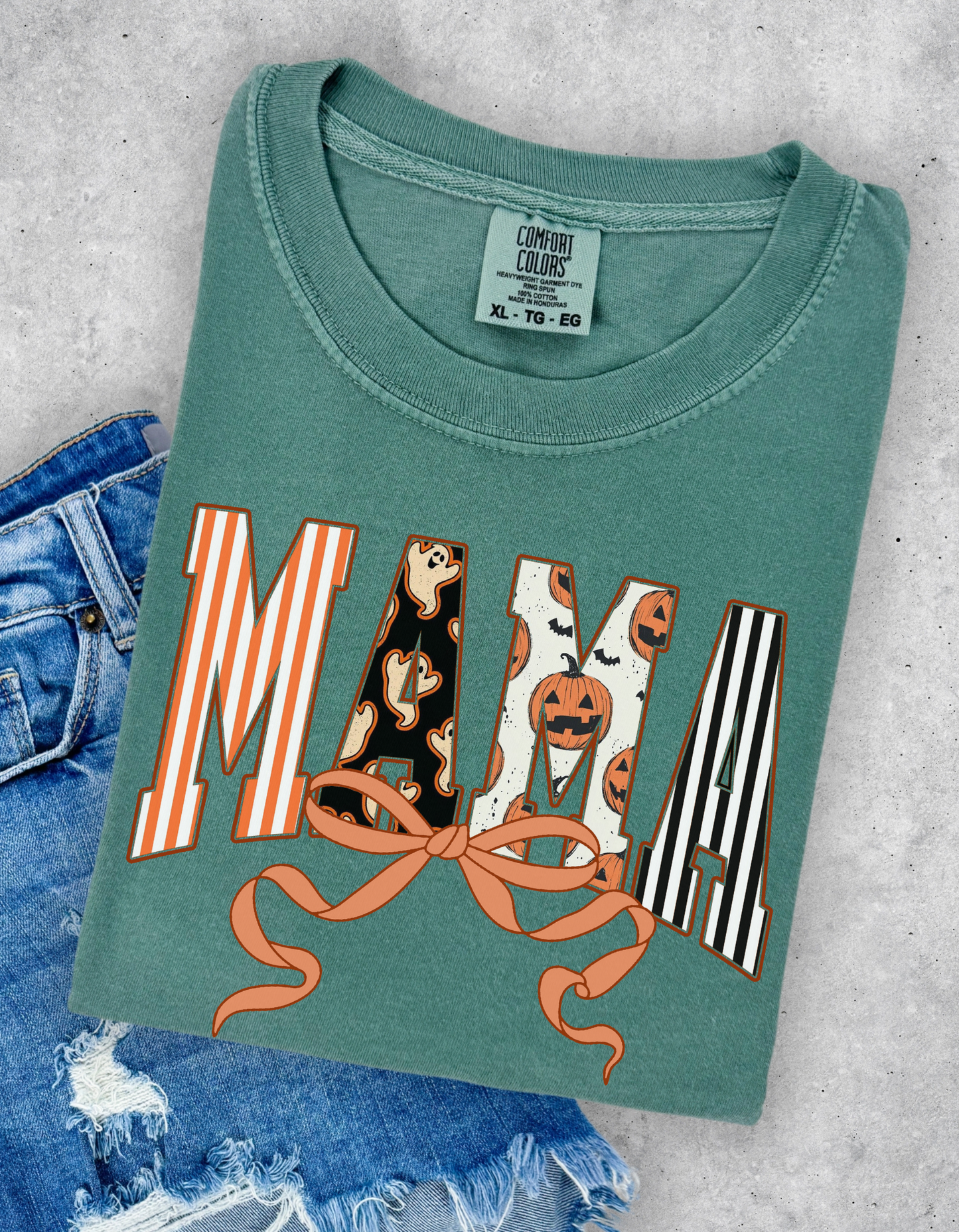 Spooky mama coquette graphic tee
