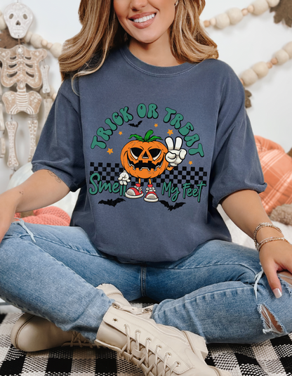 Vintage retro Trick or treat tshirt