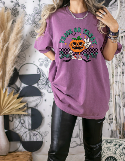 Vintage retro Trick or treat tshirt