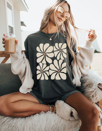 Daisy collage tee