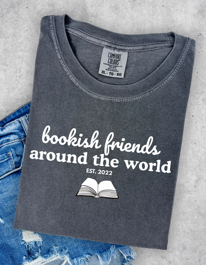 (Pre-order) Bookish Friends Graphic Tee