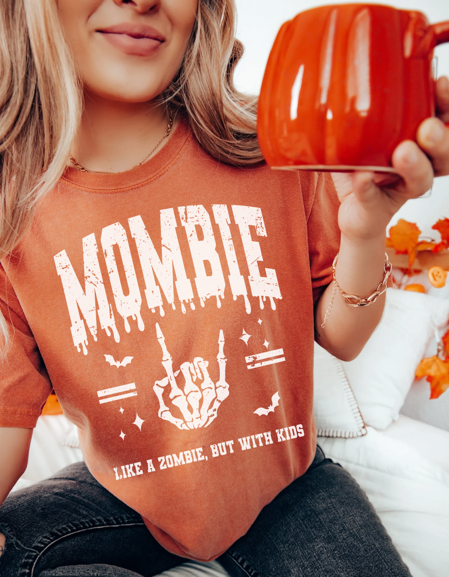 Mombie tee