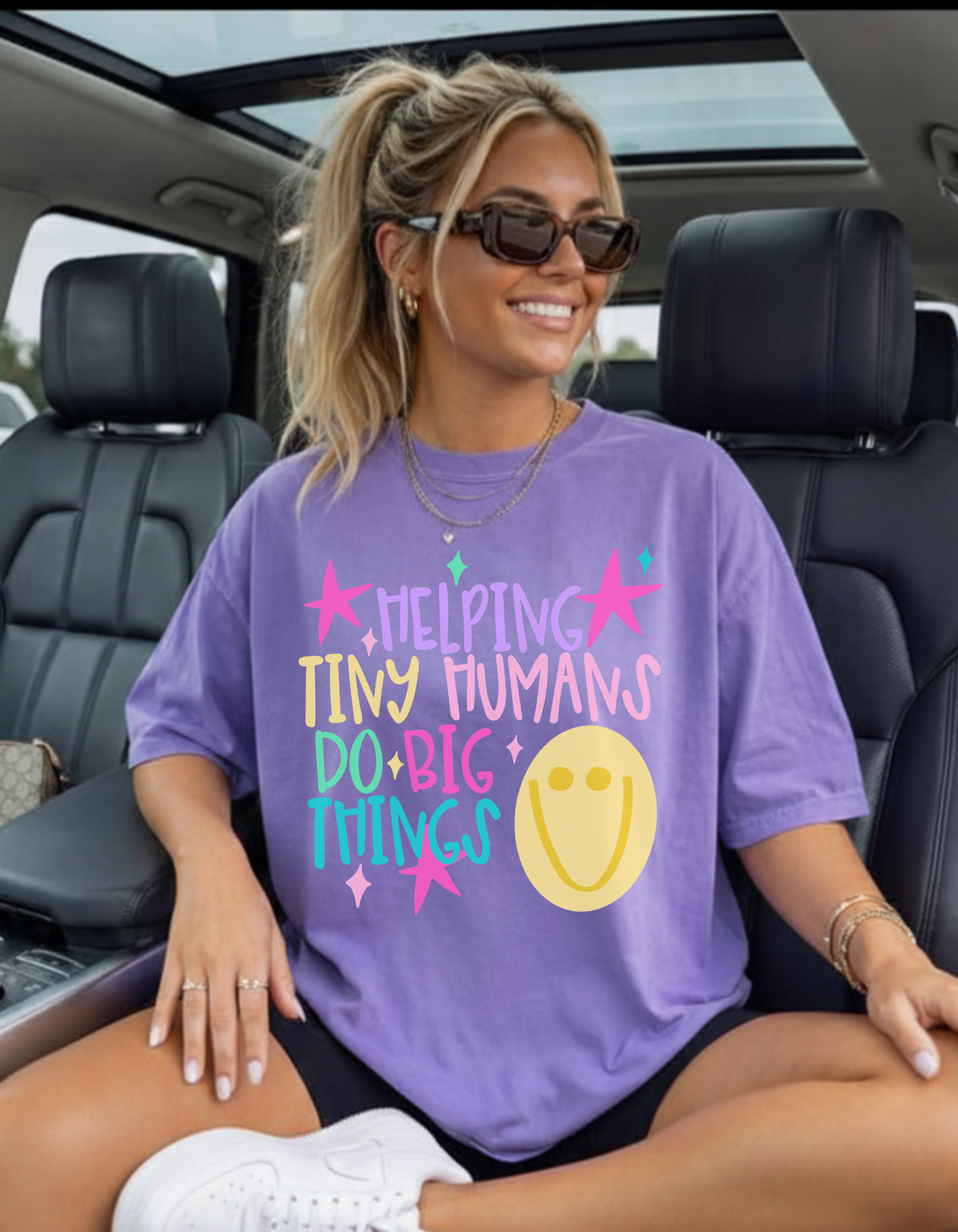 Helping tiny humans Graphic tee