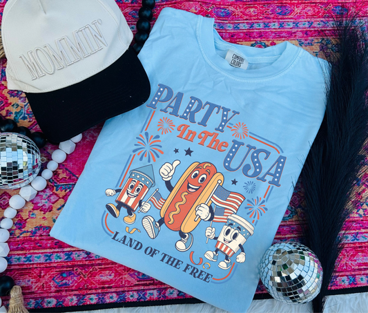 Retro Party in the USA Graphic Tee