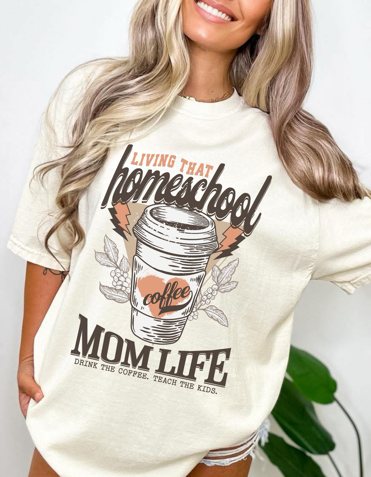 Homeschool mom life Graphic Tee