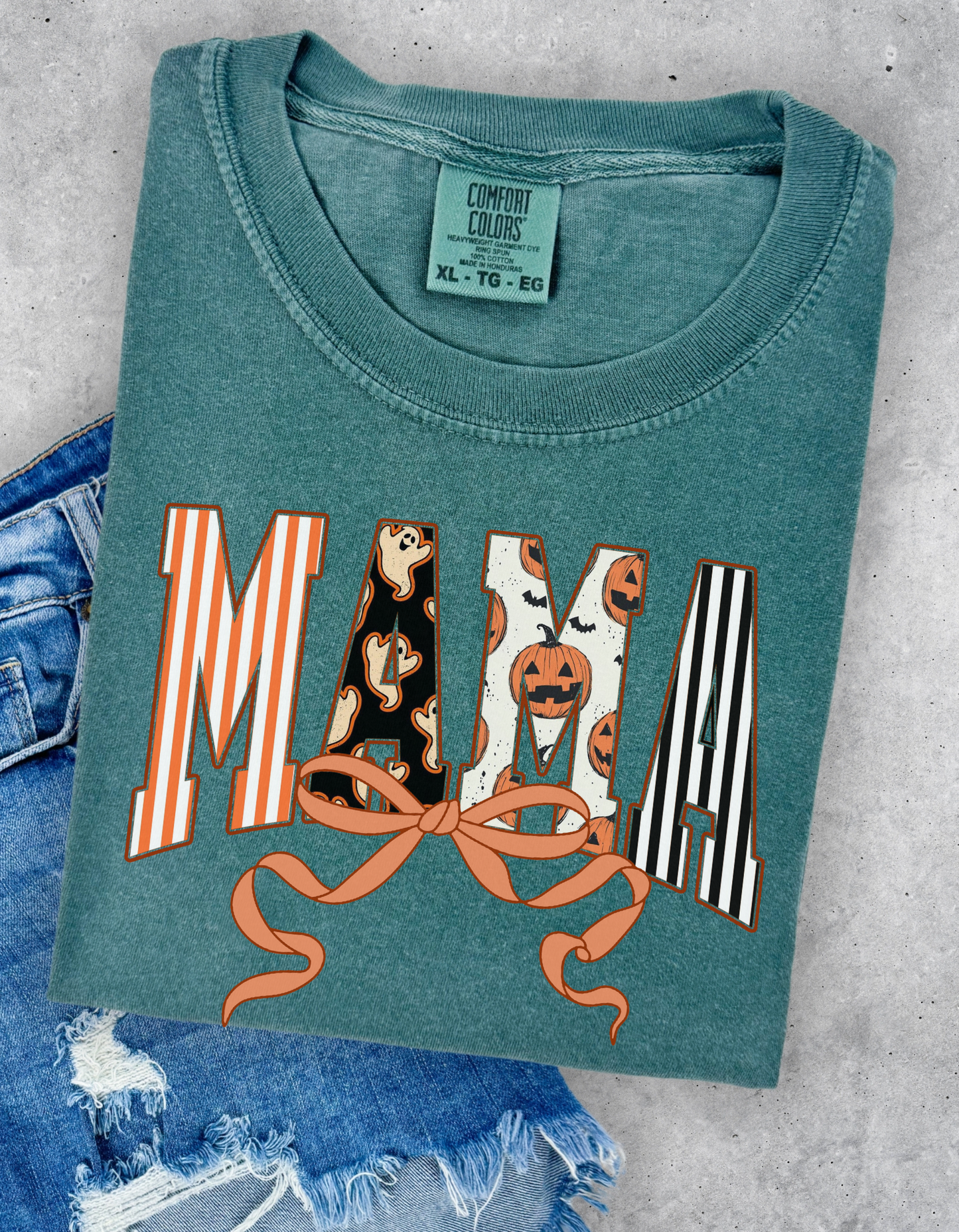 Spooky mama coquette graphic tee